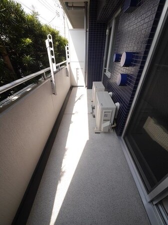 カスタリア鶴見の物件内観写真